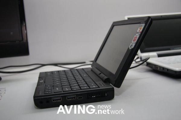 AMD Black Ultraportable AMD Black Ultraportable