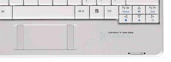 Тачпад и SD-слот Acer Aspire One AO150-Bw Тачпад и SD-слот Acer Aspire One AO150-Bw