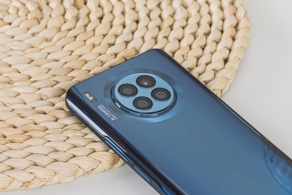 HUAWEI nova 8i